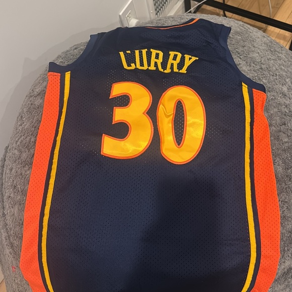 Steph curry warriors jersey - Picture 2 of 3
